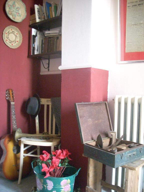 Bed and Breakfast Sa Rosa E Su Trapperi Oschiri Zewnętrze zdjęcie